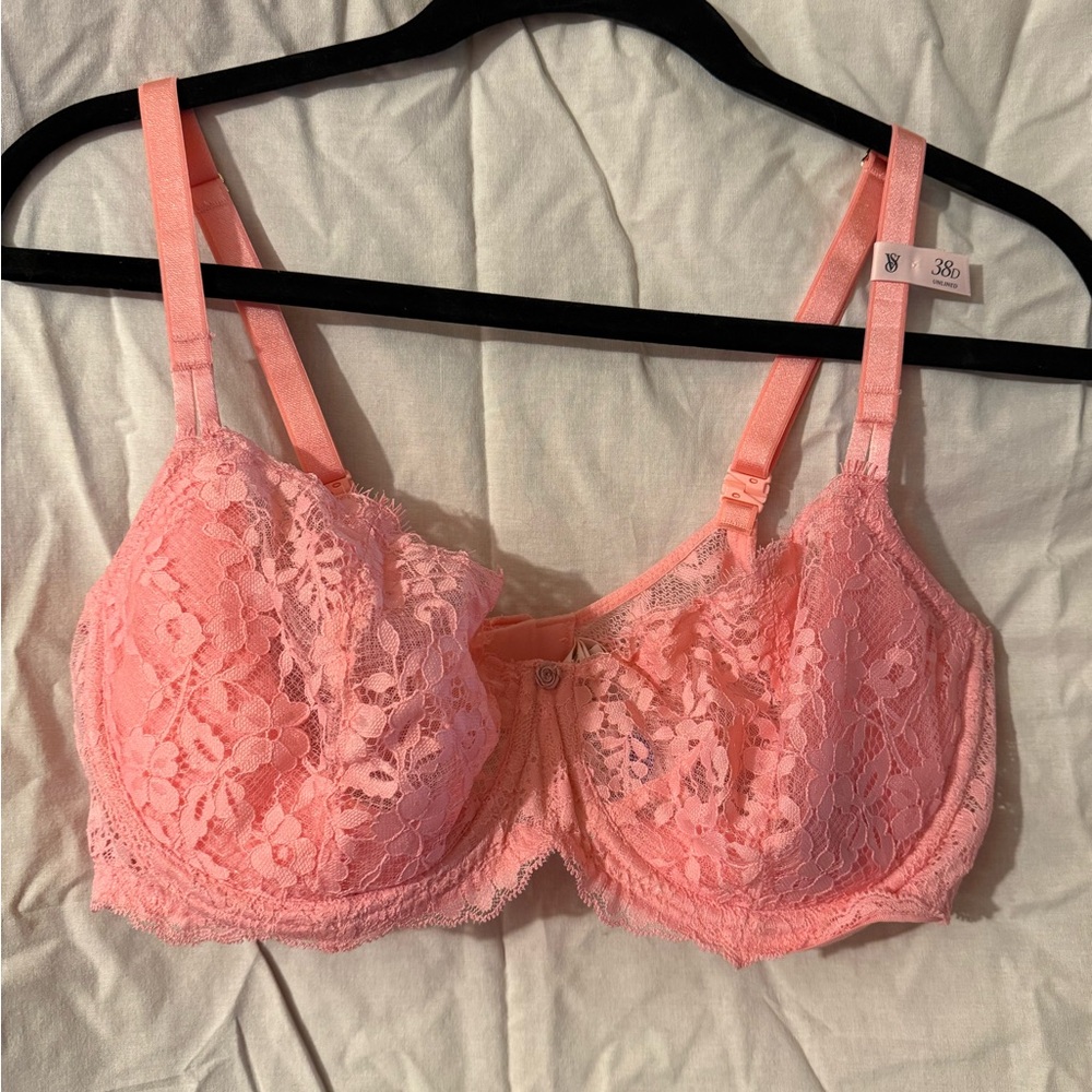 Victoria's Secret Pink Lace Underwire Bra NWT